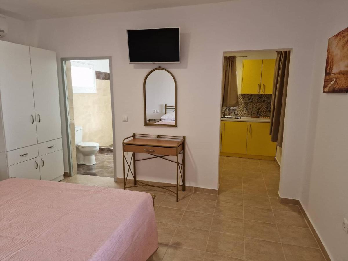 Apartament Solymar Prive Archangelos  Zewnętrze zdjęcie