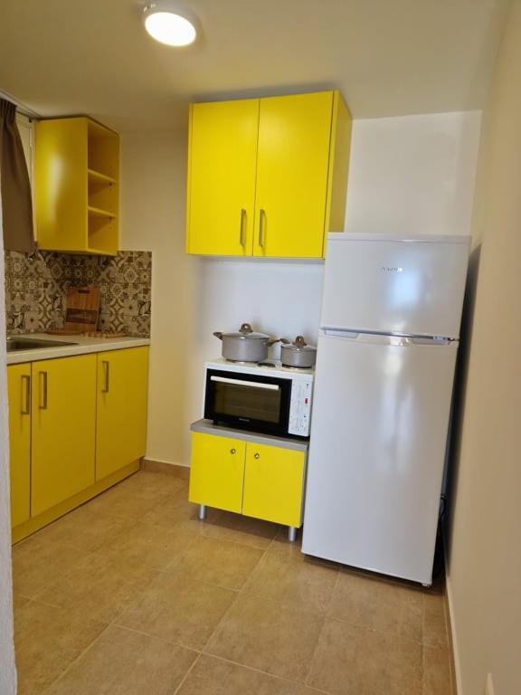 Apartament Solymar Prive Archangelos  Zewnętrze zdjęcie