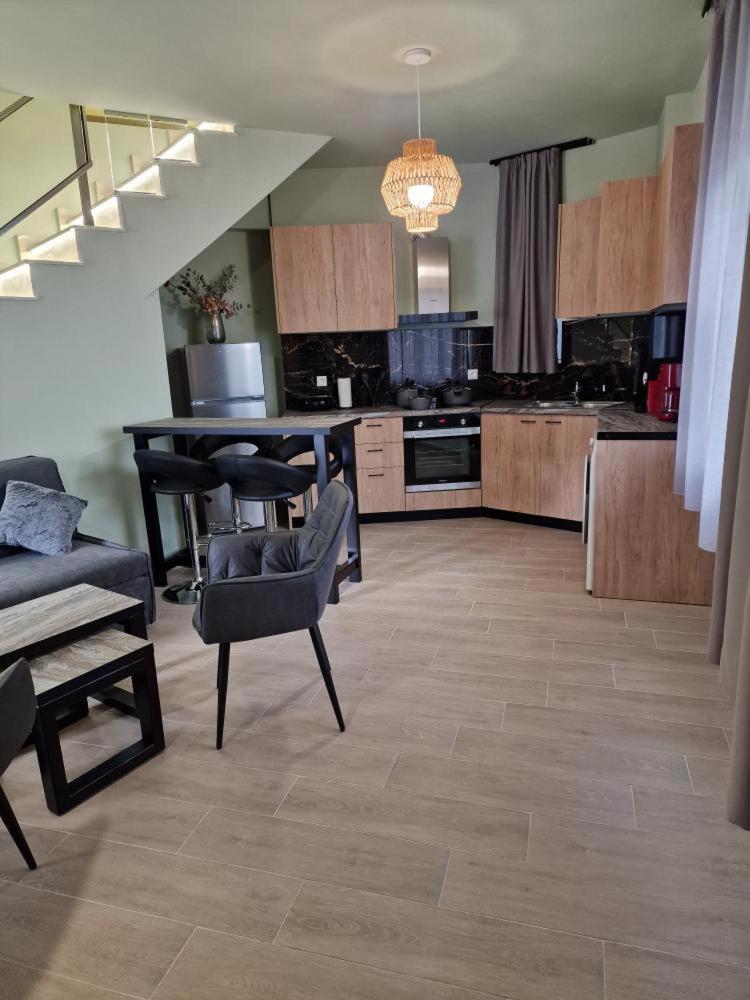 Apartament Solymar Prive Archangelos  Zewnętrze zdjęcie