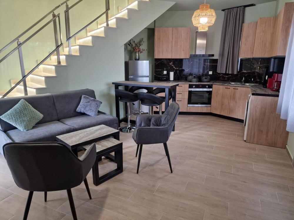 Apartament Solymar Prive Archangelos  Zewnętrze zdjęcie