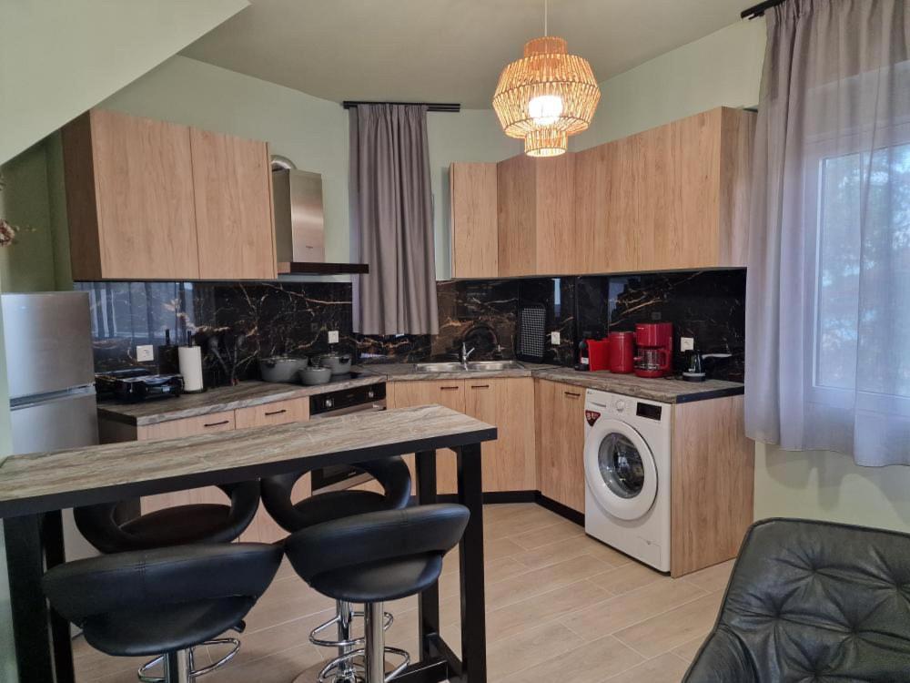 Apartament Solymar Prive Archangelos  Zewnętrze zdjęcie