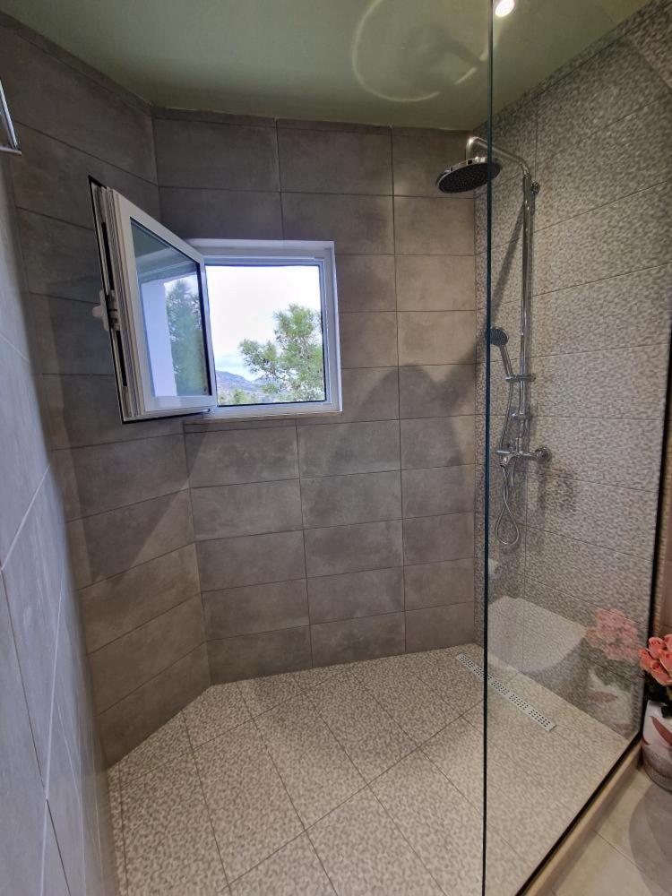 Apartament Solymar Prive Archangelos  Zewnętrze zdjęcie
