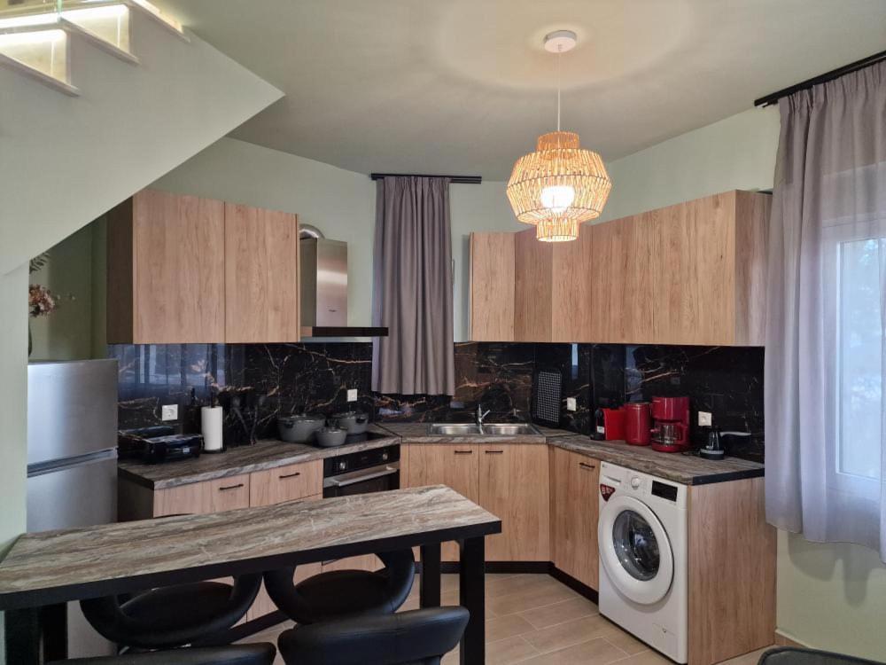 Apartament Solymar Prive Archangelos  Zewnętrze zdjęcie