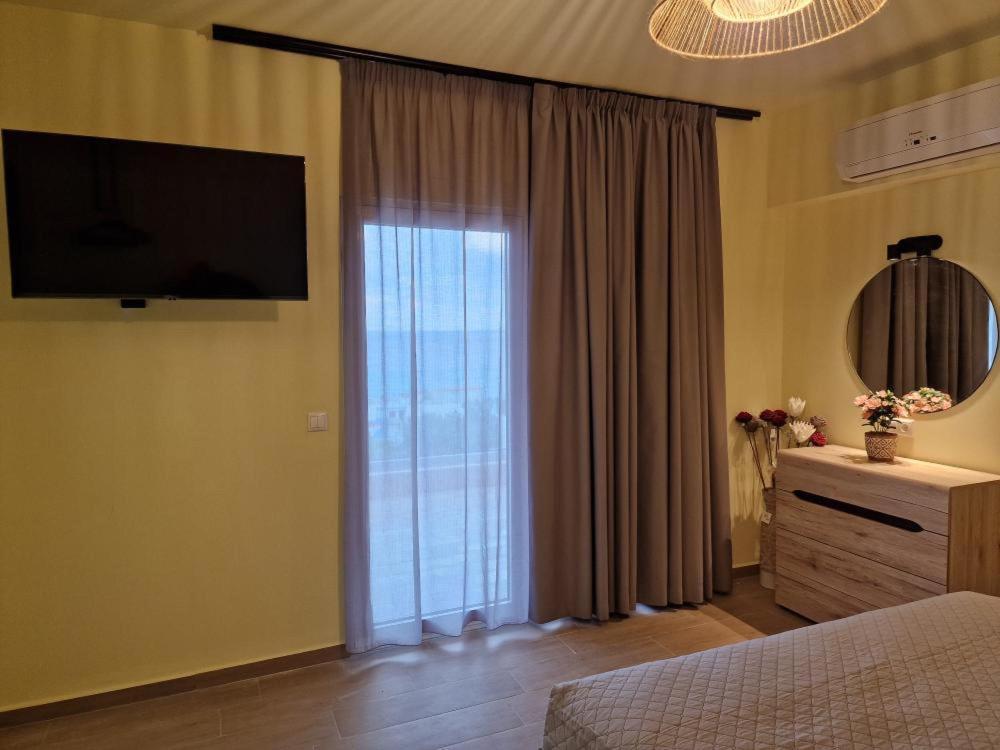 Apartament Solymar Prive Archangelos  Zewnętrze zdjęcie