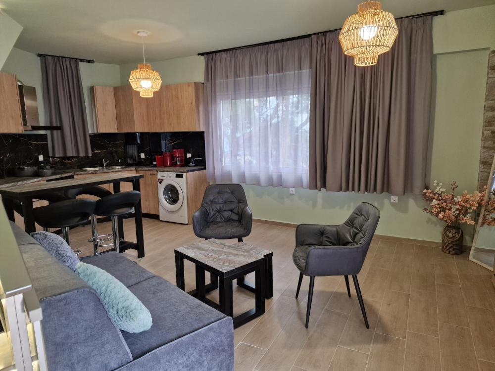 Apartament Solymar Prive Archangelos  Zewnętrze zdjęcie