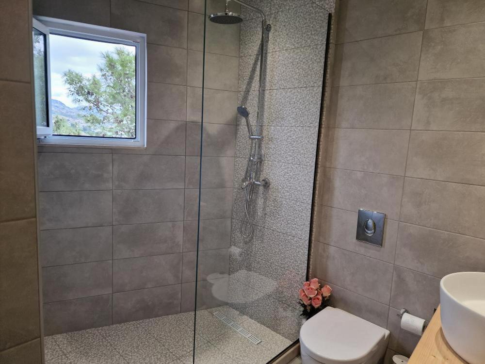 Apartament Solymar Prive Archangelos  Zewnętrze zdjęcie