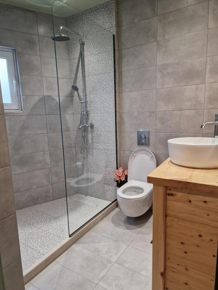 Apartament Solymar Prive Archangelos  Zewnętrze zdjęcie